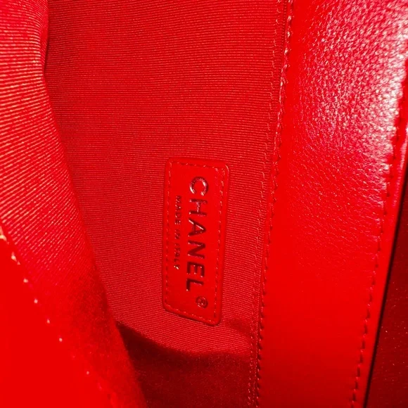 CHANEL Red Quilted Crossbody Bag with Chain Strap - Picture 9 of 16